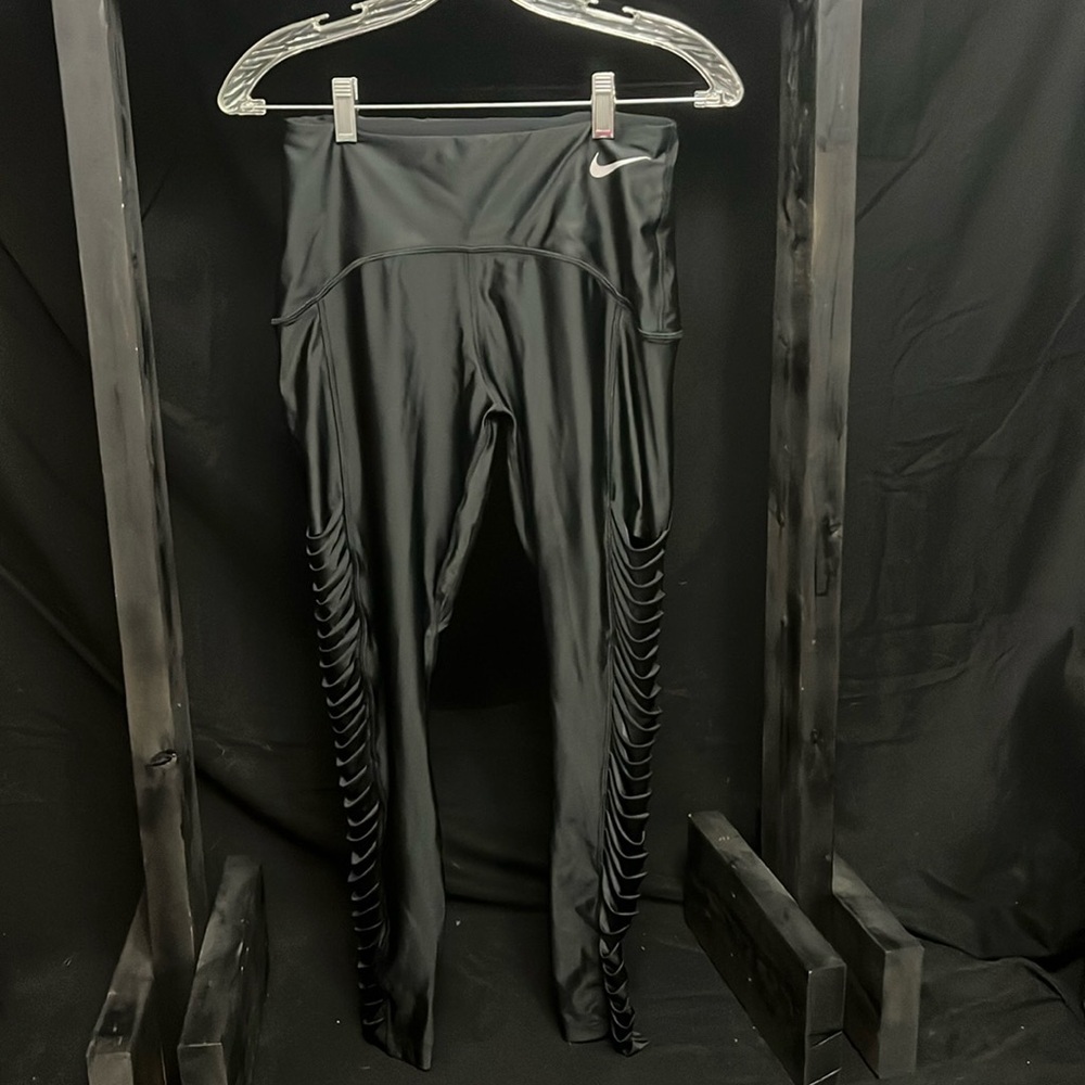 Nike- dri fit black polyester leggings